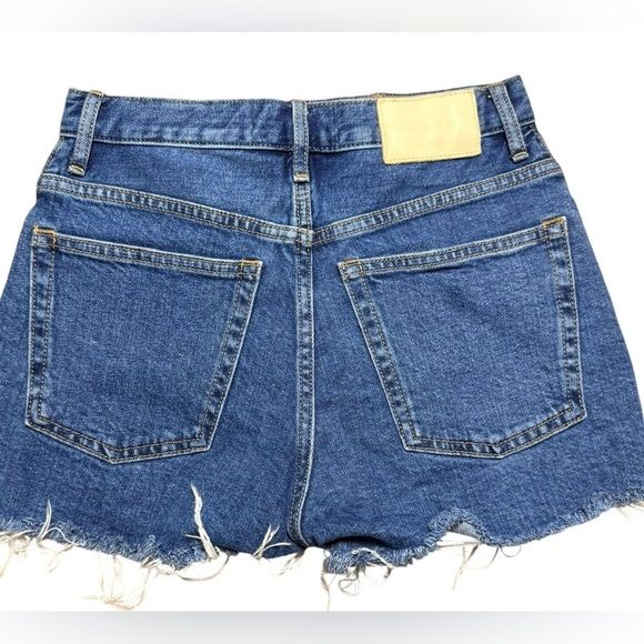 Everlane The Cheeky Short Denim Cutoff Jean Shorts Size 24 Distressed Raw Hem - Picture 3 of 7